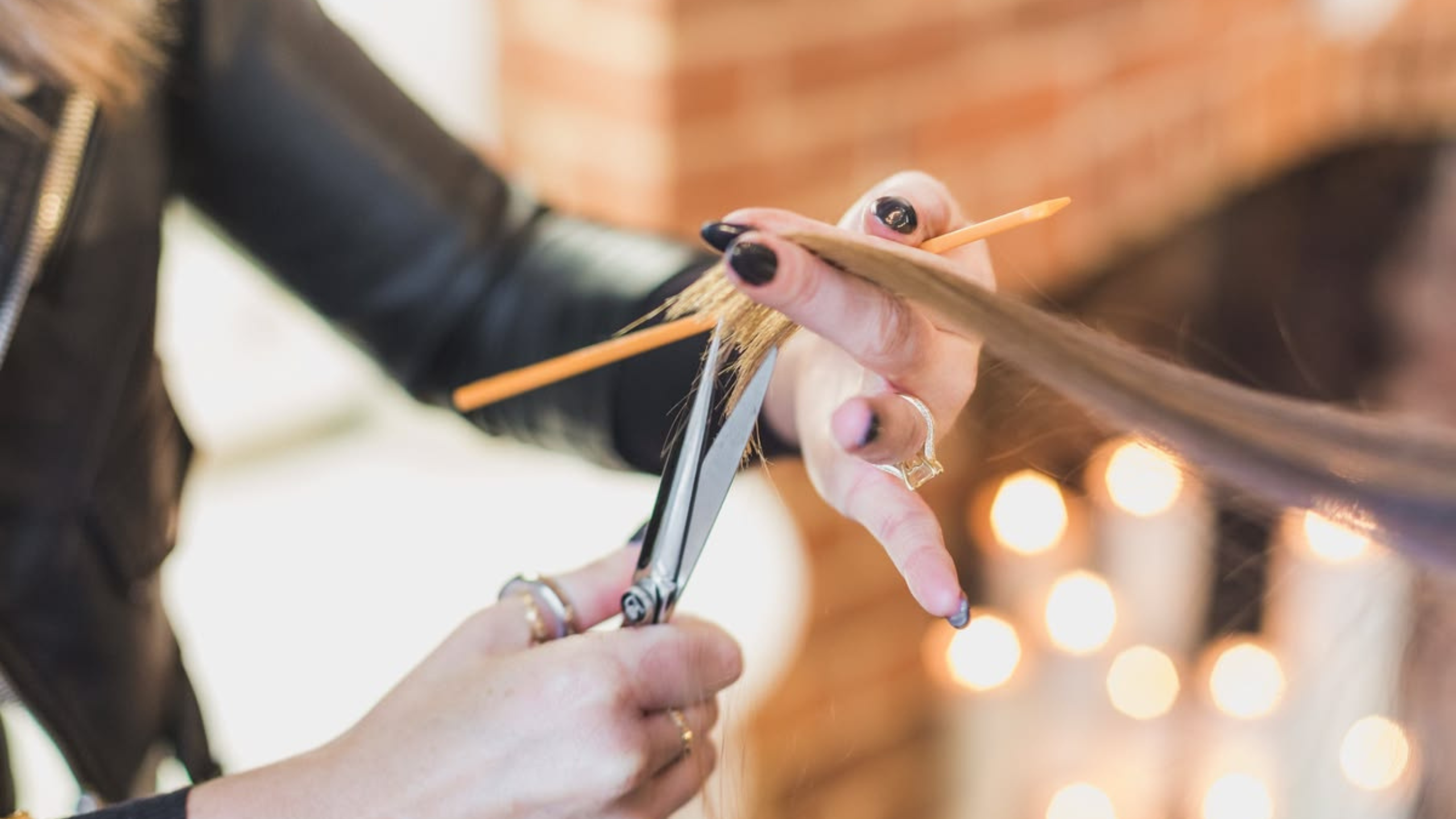 The Haircuts That Instantly Make Thin Hair Look Fuller