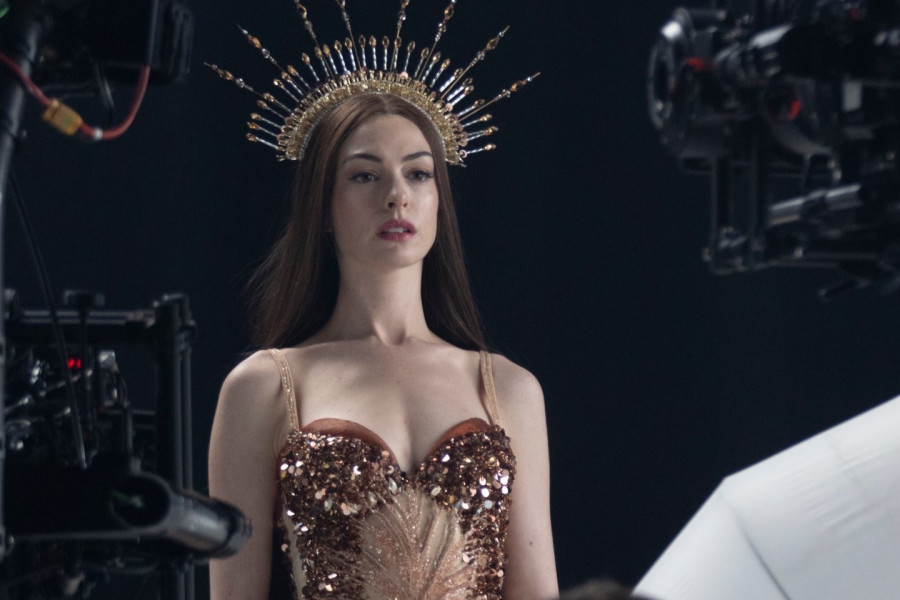 Anne Hathaway