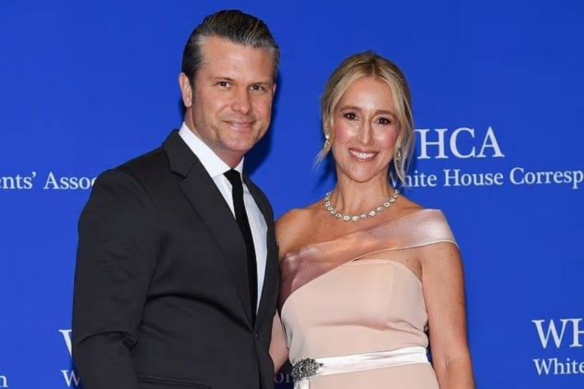 jennifer hegseth pink dress Explained: Controversy over Pete Hegseth's wife's Rs 4k White House dress