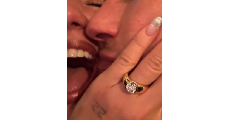 Dua Lipa's engagement ring