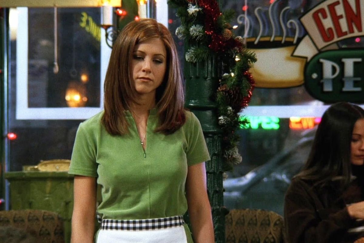 Jennifer Aniston's 10 Most Iconic 'FRIENDS' Outfits Revisited After Emotional Reunion With Lisa Kudrow