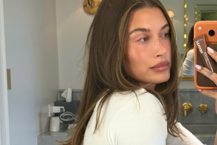 Hailey Bieber