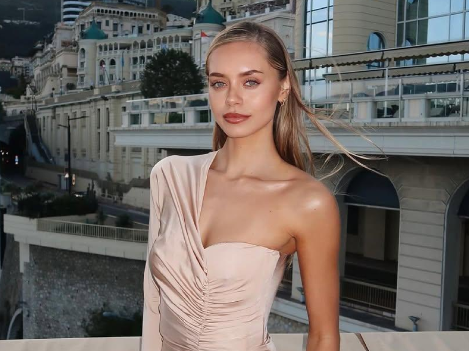 Model Laila Hasanovic's Bare-Faced Wimbledon Look Earns Praise as She Promotes Her Own Beauty Brand