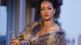 Rihanna Surprise Performance at JAŸ-Z Extra Innings Yankee Stadium
