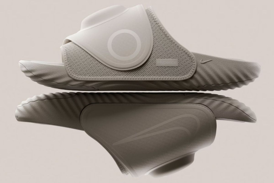 Nike recovery sandals