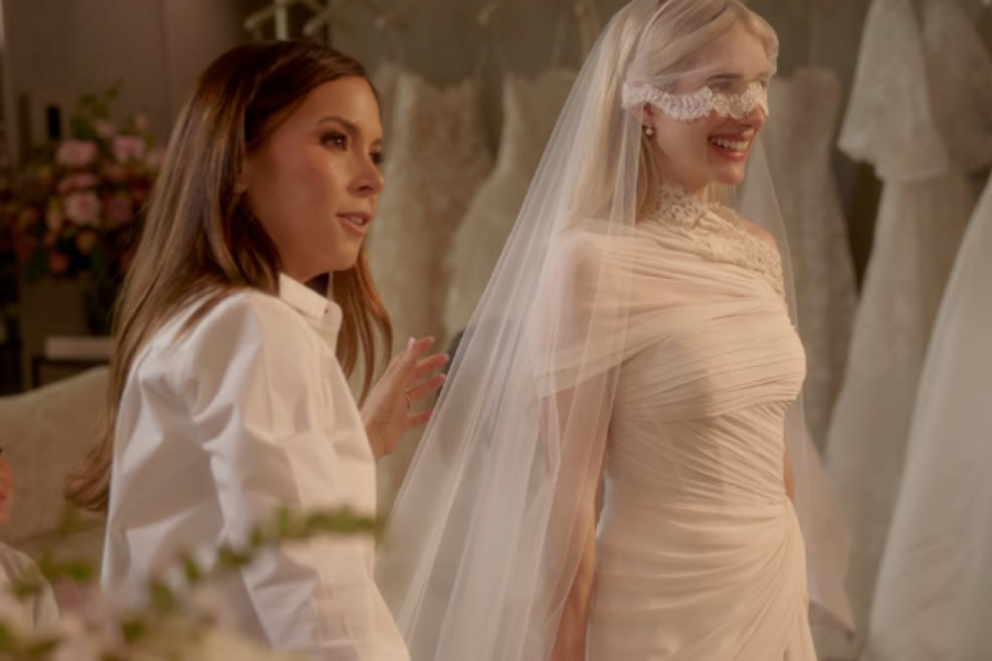 Emma Roberts' bespoke Monique Lhuillier wedding gown