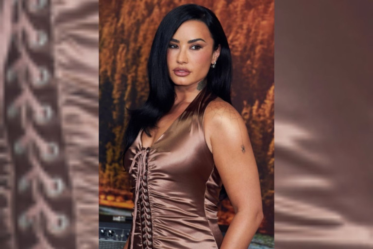 Demi Lovato at the LA premiere of 'Camp Rock 3'