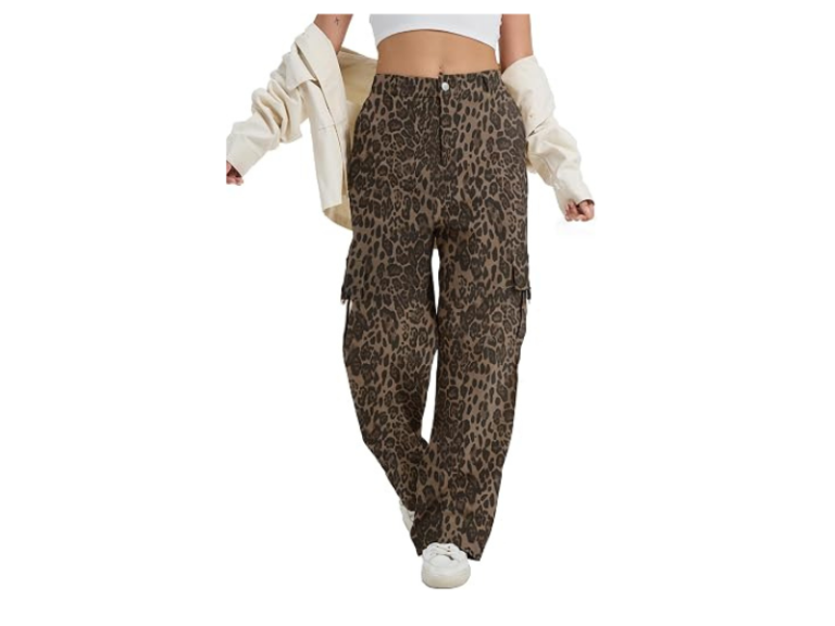 Full Leopard Kristen Bell Revives the 'Tacky' Leopard Print Trend as Stylist ...