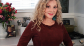 Stella Parton