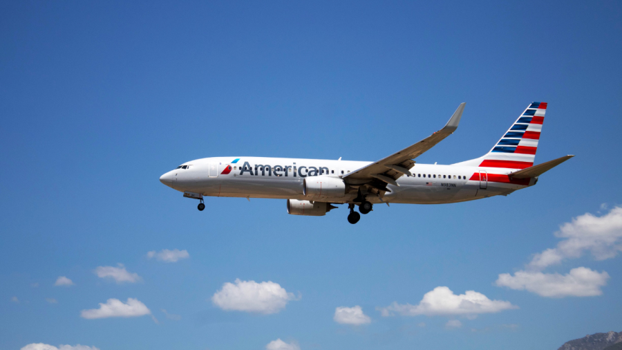 American Airlines Sparks ‘Hooters Airlines’ Jokes
