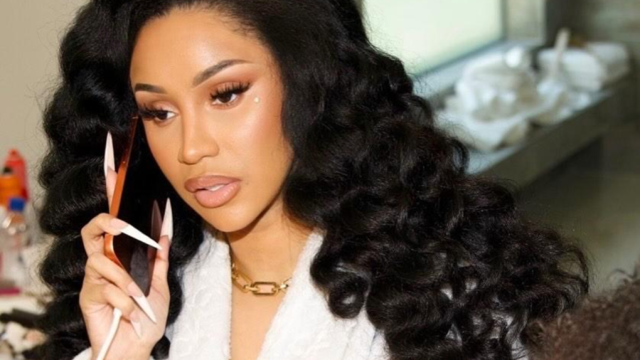 Cardi B Smacks Fan’s Hand Away
