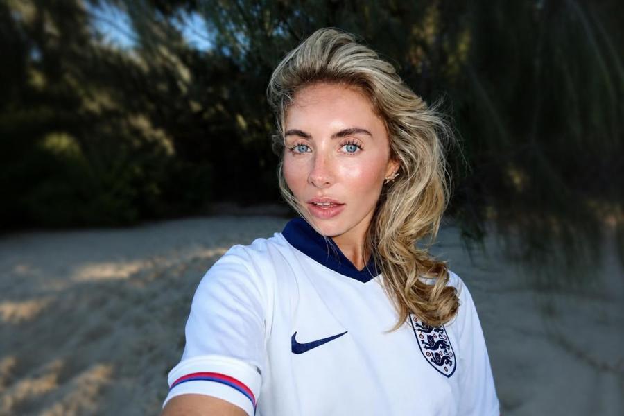 Bonnie Blue Sydney Sweeney