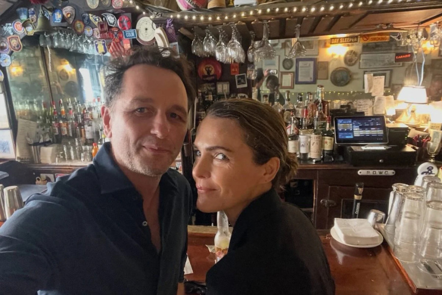 Keri Russell and Matthew Rhys