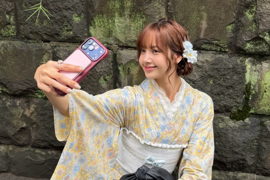 BLACKPINK's Lisa taking selfie