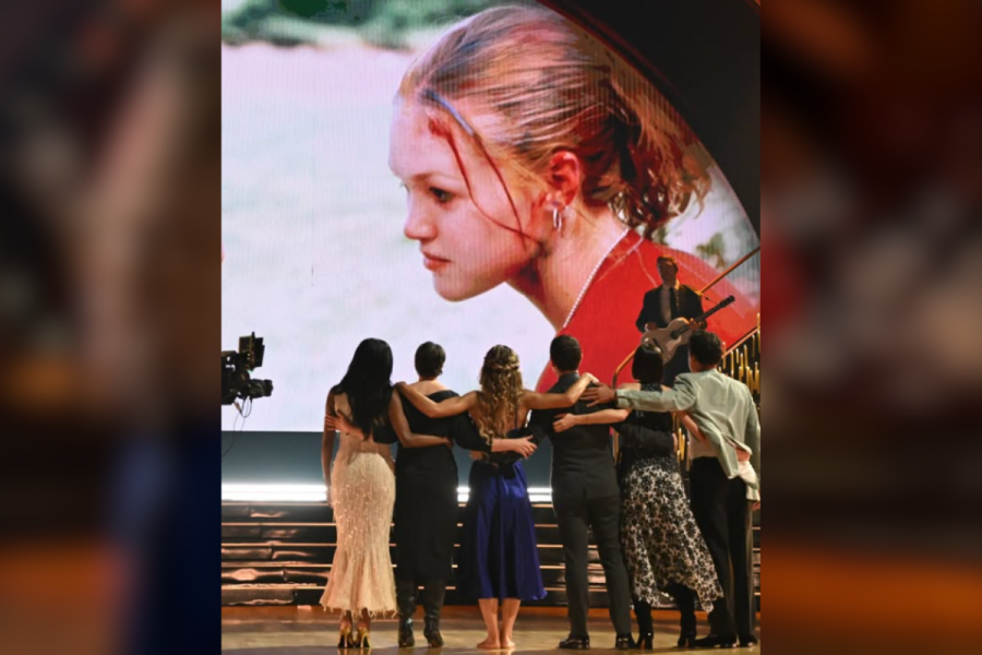 Julia Stiles Honours Heath Ledger on Dancing With the Stars