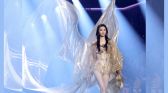 Ming Xi returns to the Victoria's Secret runway