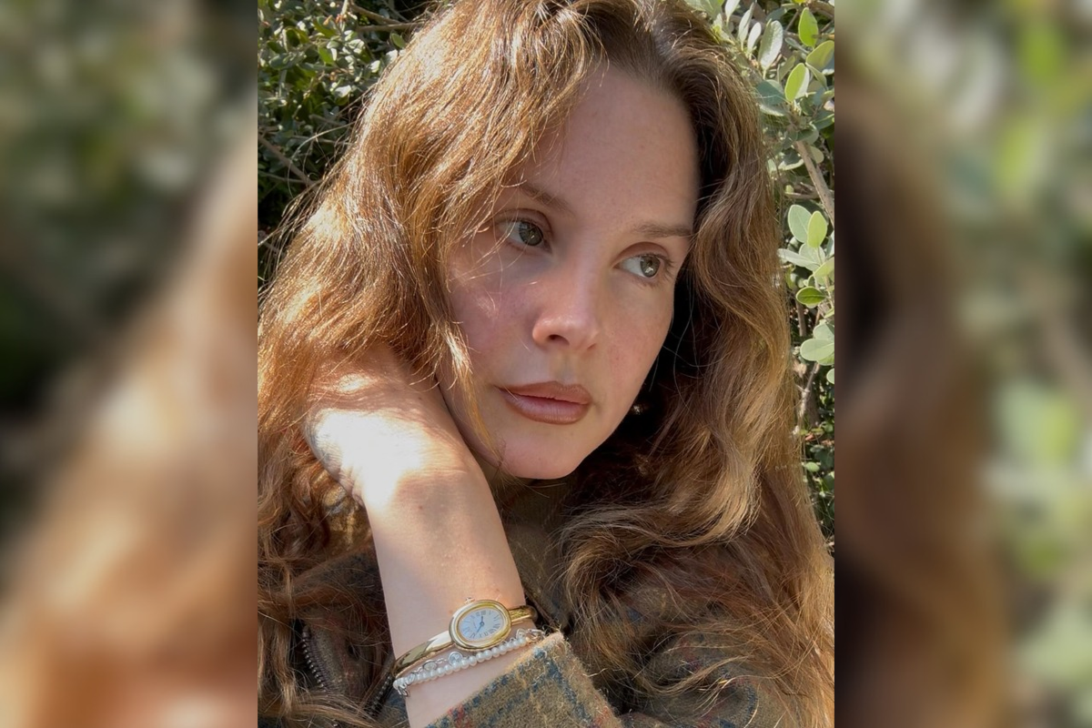Fate or Coincidence? Lana Del Rey Gives Cash to Woman Fleeing Abuse as Tate McRae's Break-Up Song Plays