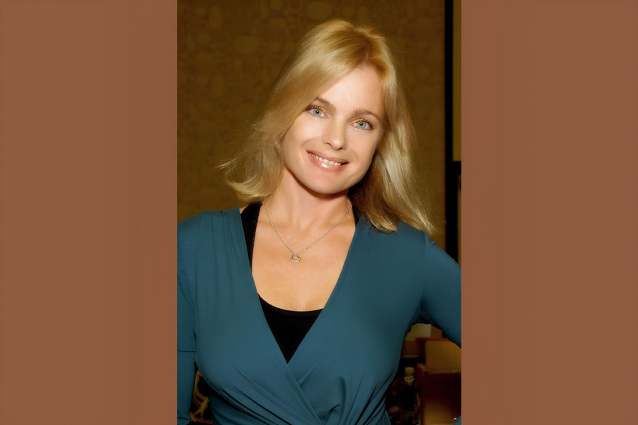 Baywatch Star Erika Eleniak