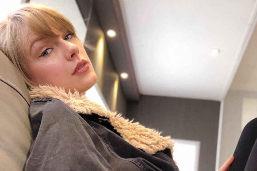 Taylor Swift appears to struggle to join Sabrina Carpenter’s circle
