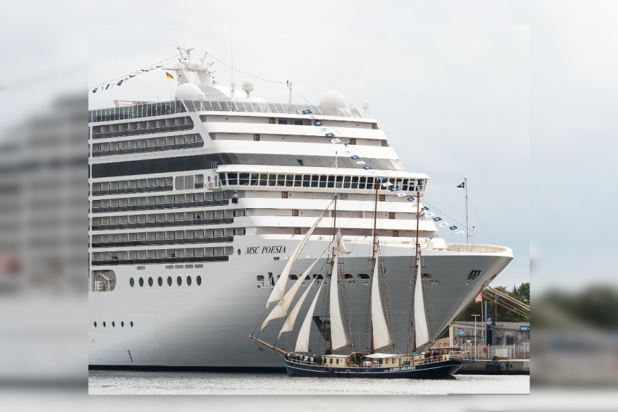 Cruise Ship