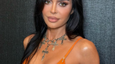 Lisa Rinna as Kylie Jenner